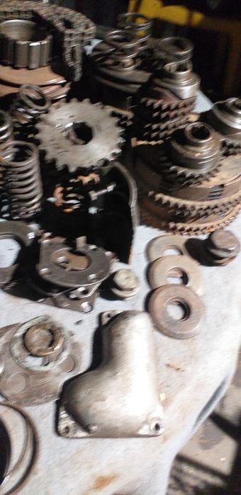 Junak m10 części  silnikowe