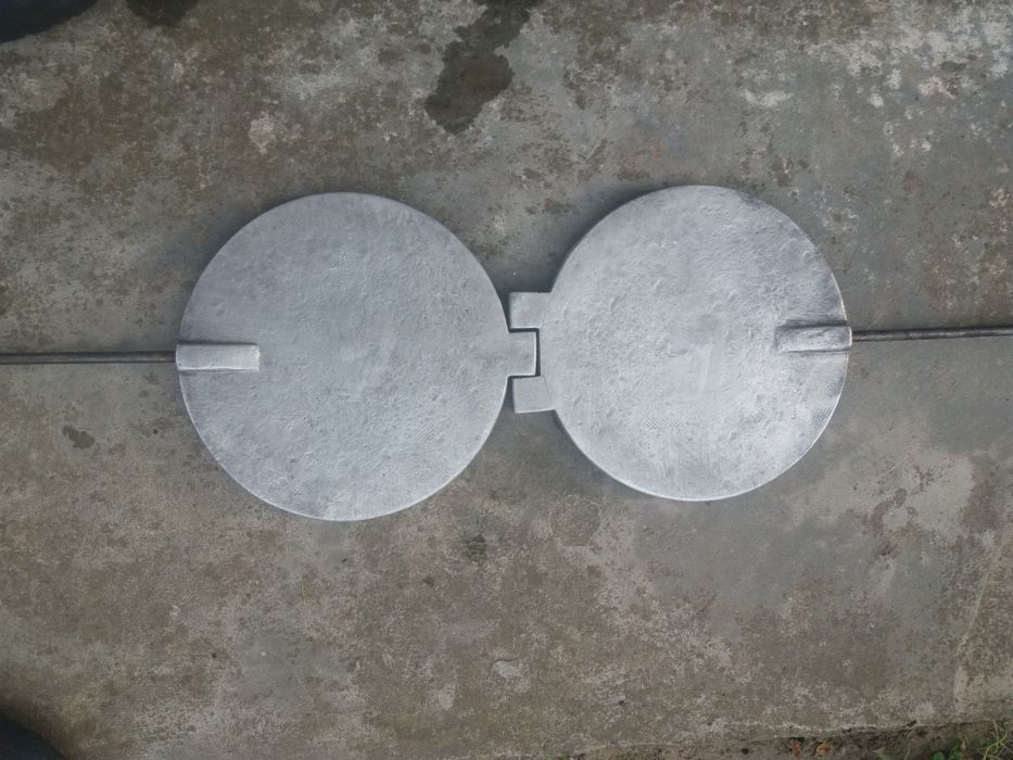 Продам пельменниці,форми для випікання вафель,електровафельницю-гриль,