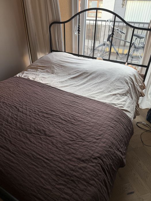 Łóżko metalowe ikea z materacem SAGSTUA