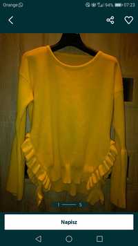 Żółty sweterek z falbanką
