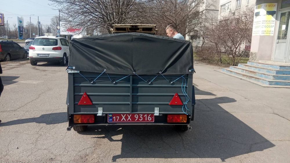 Причіп спеціалізований ПА 23 на ресорах Волга з двома бортами