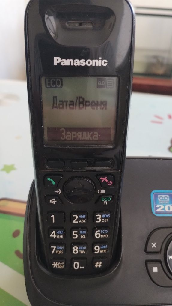 Телефон Panasonic kx-tg6521ua