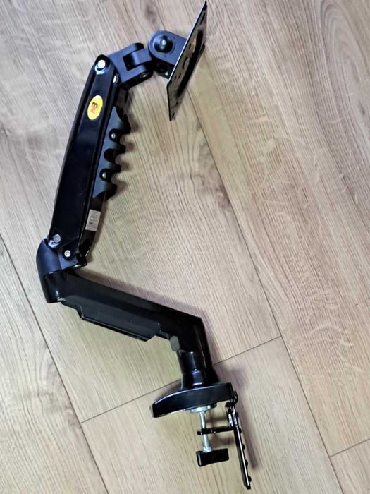 Składany uchwyt do monitora 17"-30"