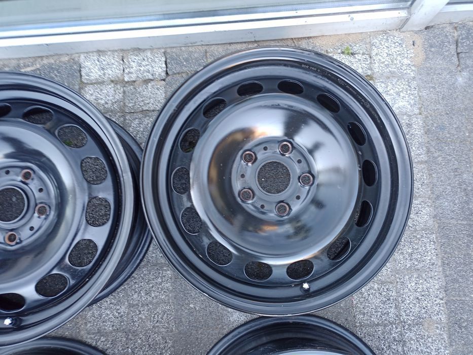 Felgi stal 16" VW Golf VI Touran Caddy Eos / Skoda  OCTAVIA / Audi A3