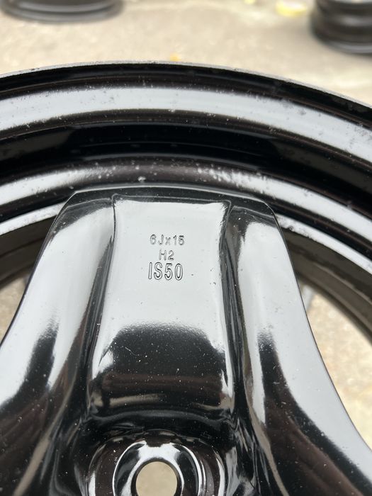 Продам диски 4/100/R15 dia56,6 Opel