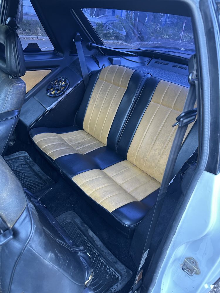 Nissan Sunny 1990