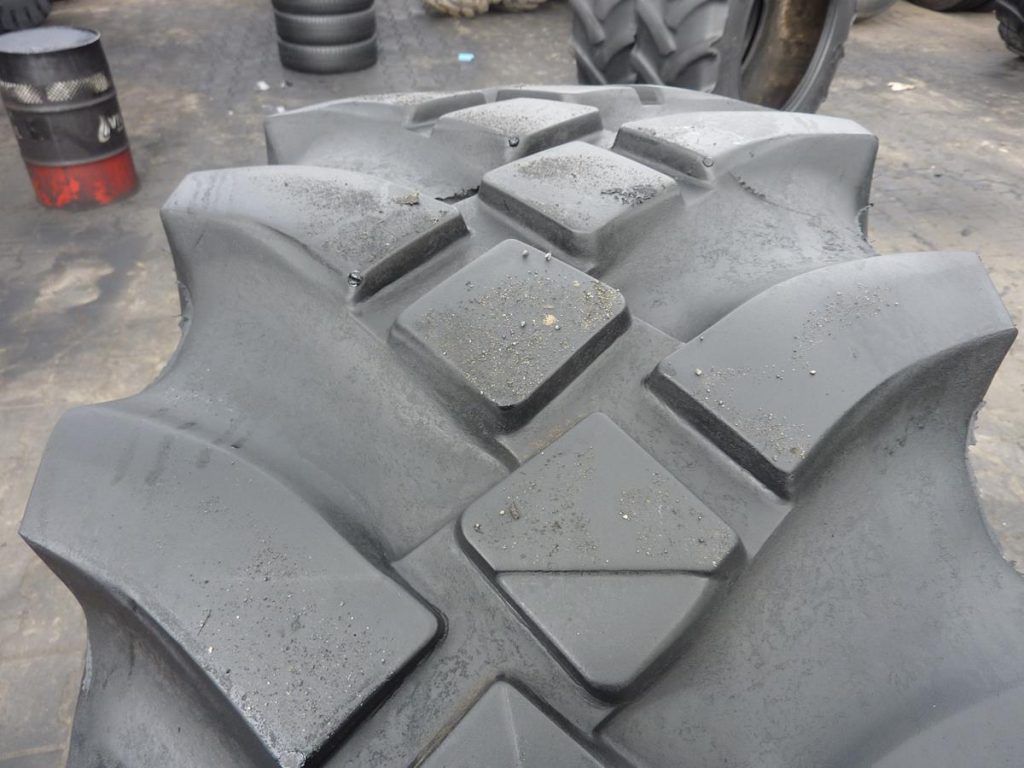 Opona używana przemysłowa 445/65R22.5 18R22.5 WINDPOWER 1500zł W3191