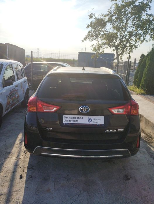 Zderzak tylny tył Toyota Auris II Kombi W653  części
