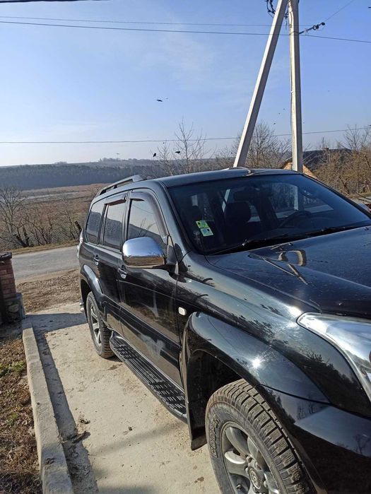 Продам автомобіль Toyota Land Cruiser Prado 2005