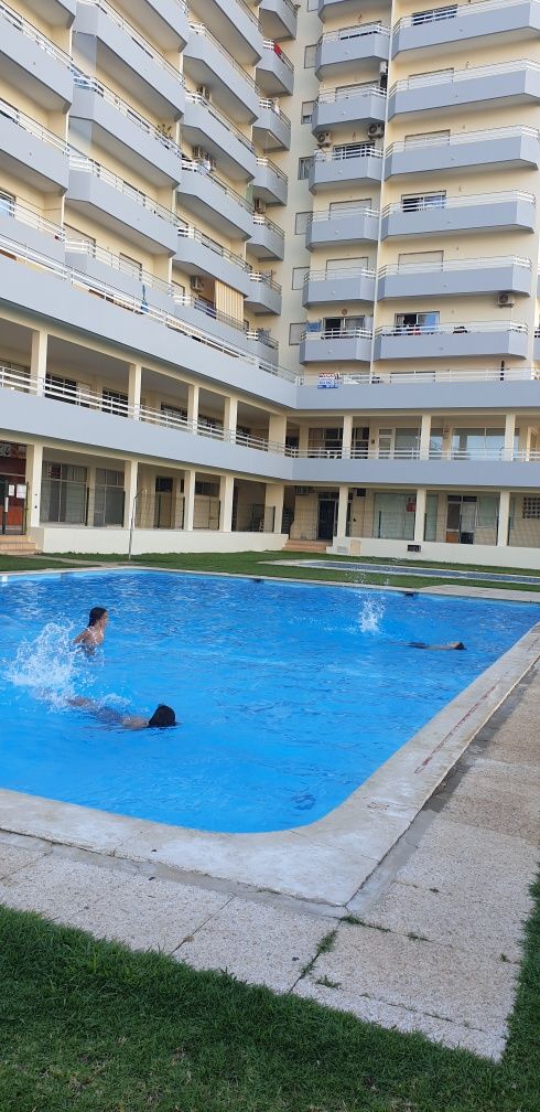 T1 com piscina Praia da Rocha em condomínio fechado