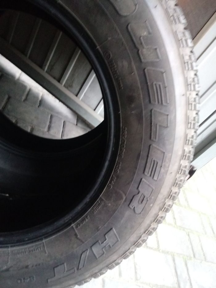 Opony Bridgestone Dueler H/T 255/70/18 2sztuki