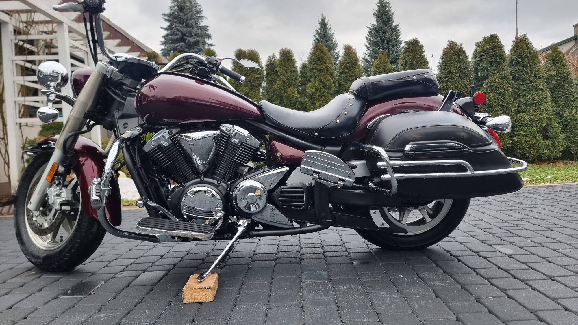 Yamaha XVS1300 super stan sprowadzony z USA zarejestrowany duży wybór