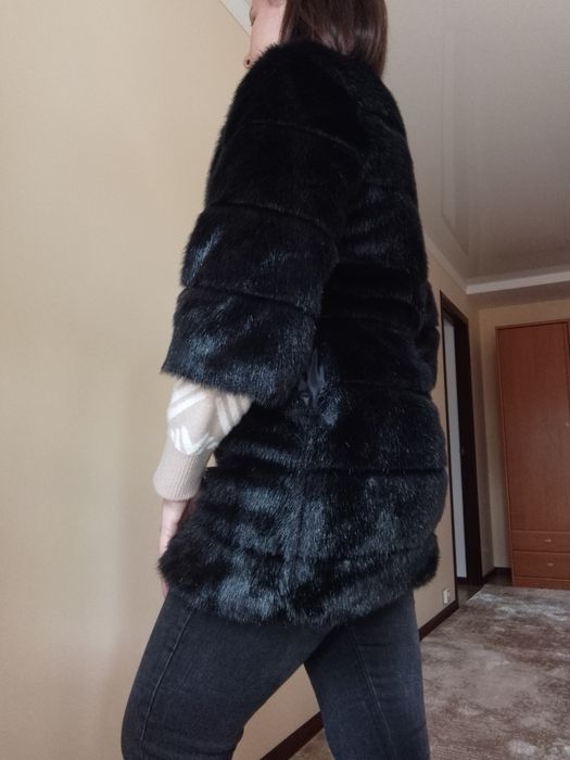 Продам женский полушубок