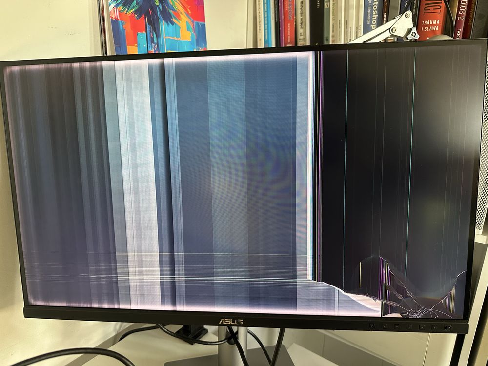 Monitor 27” ASUS ProArt 4k HDR na gwarancji 18 m. - uszkodzony