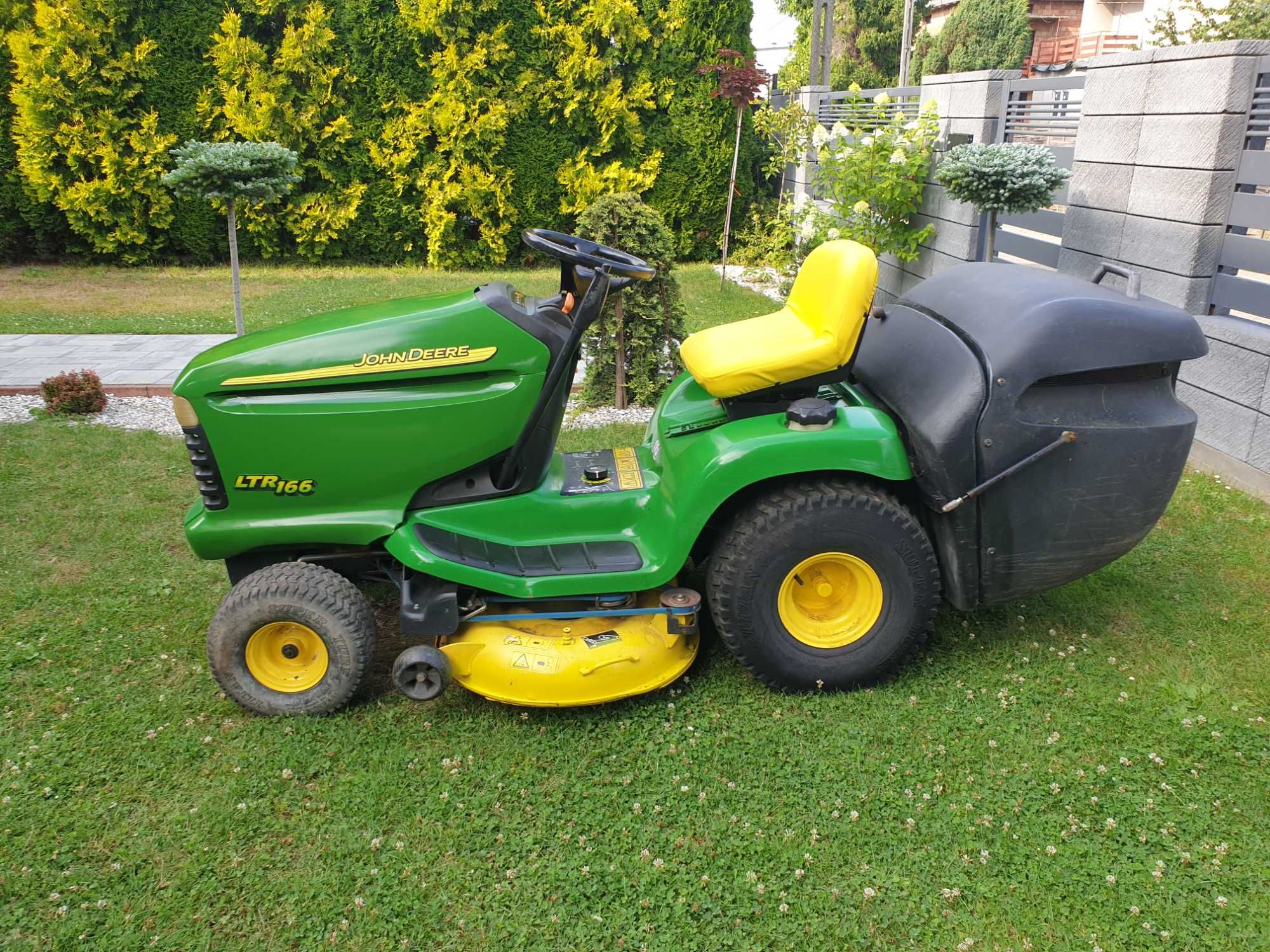 Traktorek kosiarka John Deere LTR166 Vanguard  v2 kosz