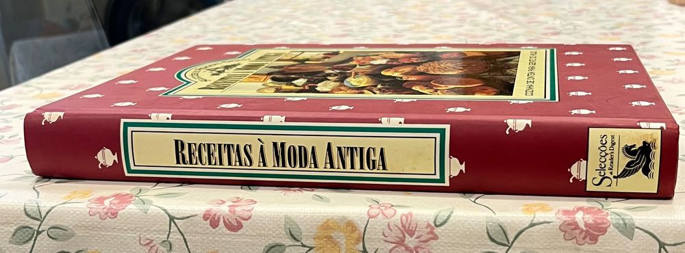 Livro “Receitas à Moda Antiga”