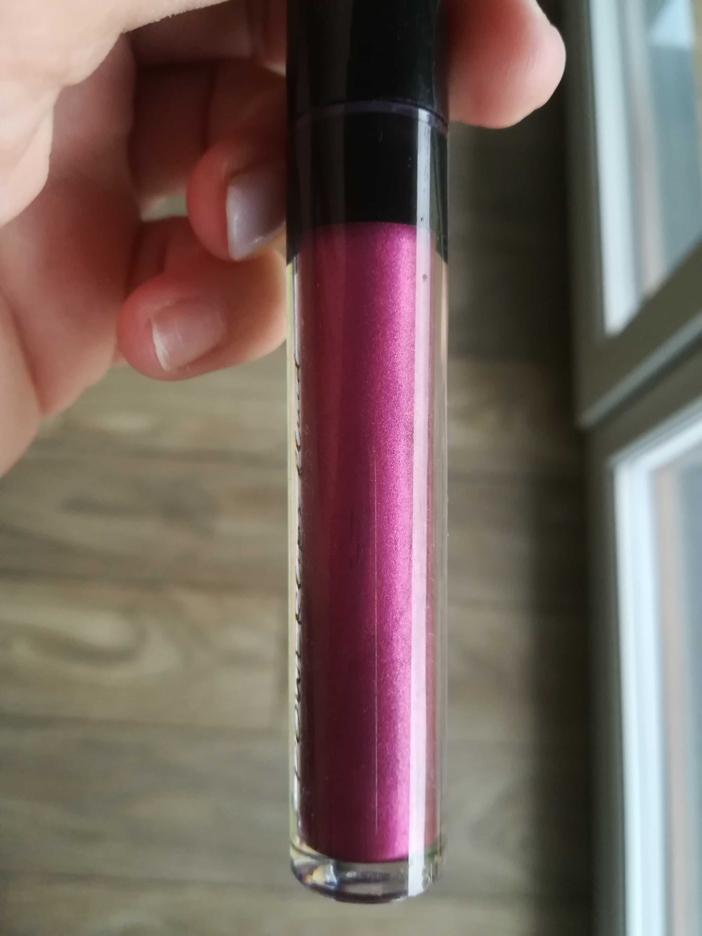 Pomadka Power Lips Fluid Noble