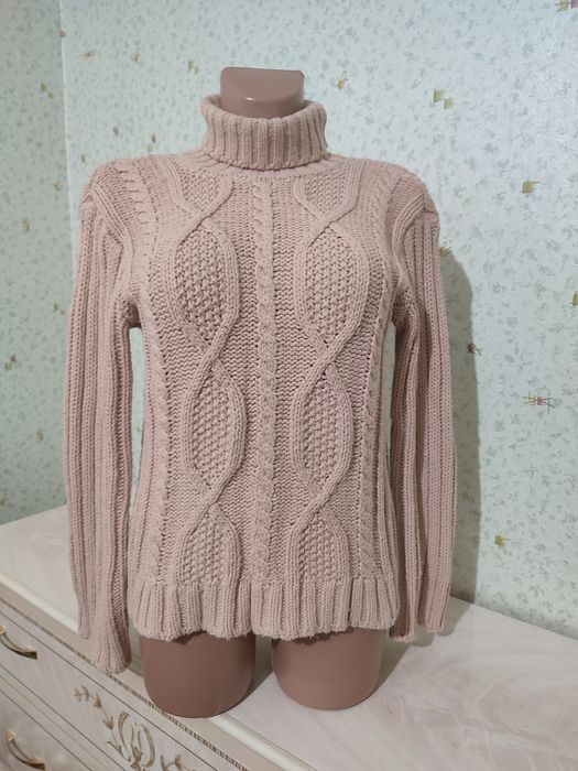 Продам теплый свитер кофту гольф женский зима р S-44