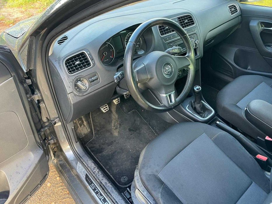 VW Polo 1.6TDI 2011 STYLE  Stan idealny Super wersja zarejestrowany