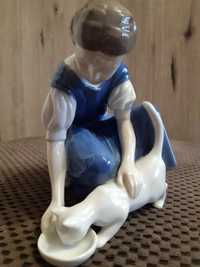 Figurka porcelanowa