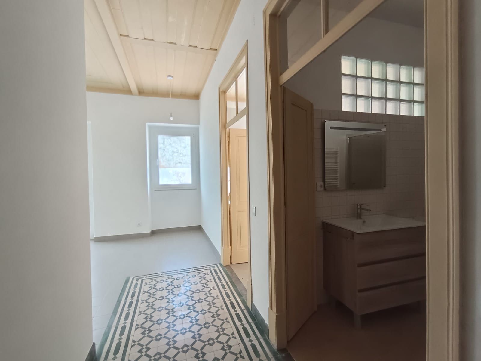 Casa típica algarvia renovada T2+1 com logradouro