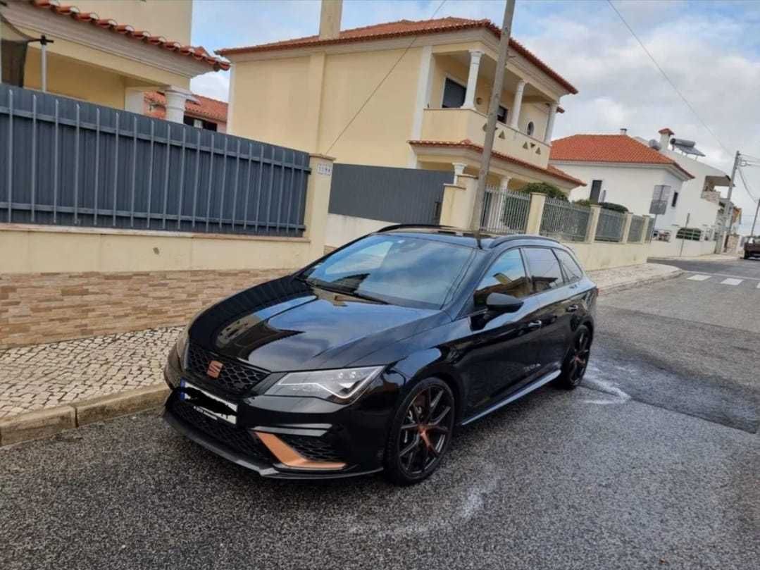 Seat Leon Cupra R Carbon Edition