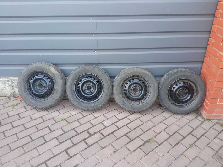 Продам Шини 175/70R13