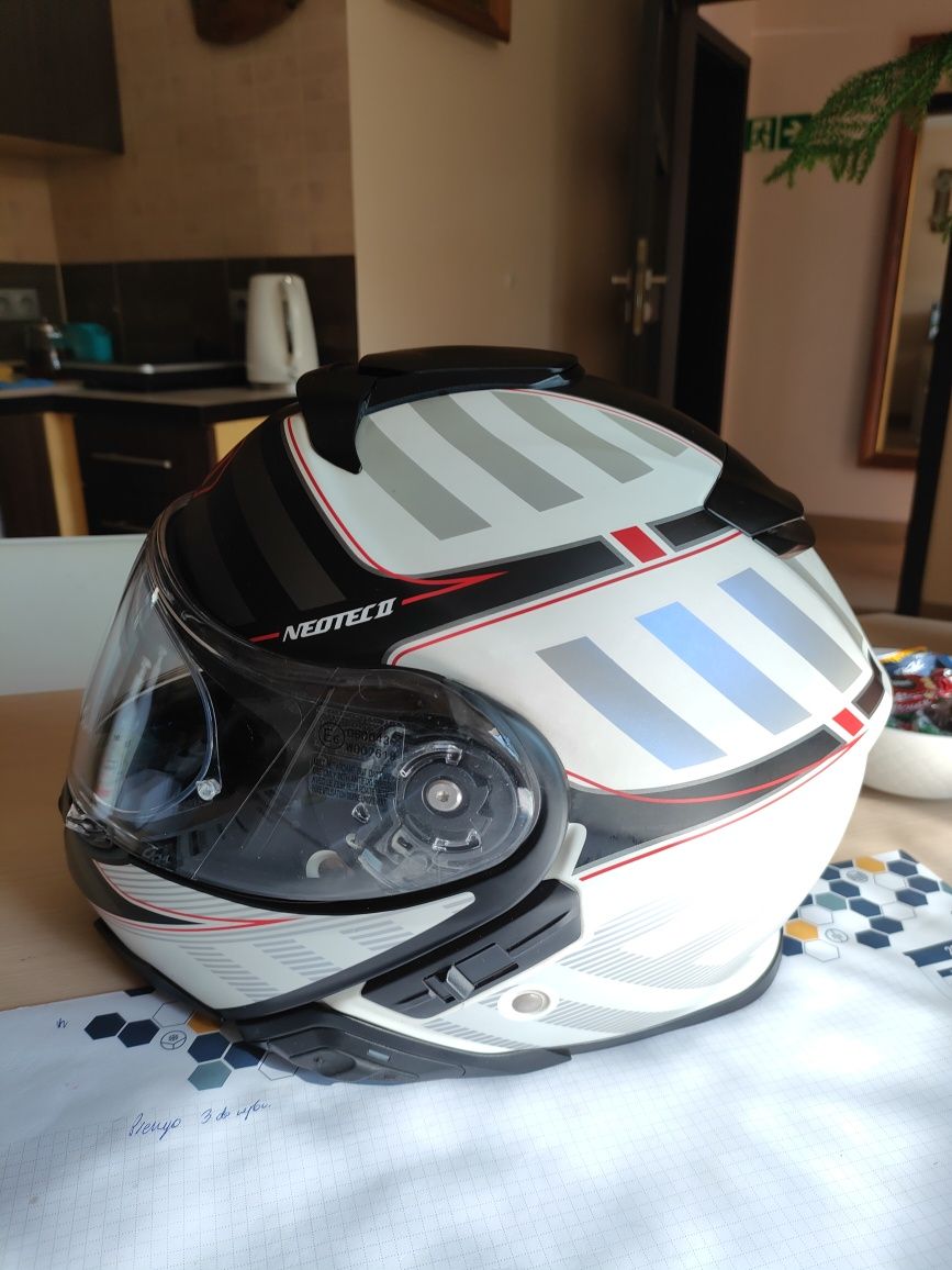Kask motocyklowy Interkom Sena, Shoei Neotec II