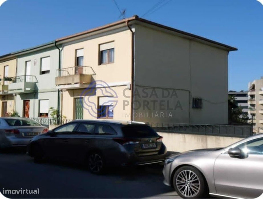 Em Rio Tinto Moradia De Tipologia T3