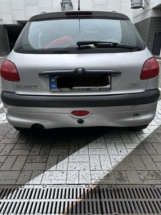 Peugeot 206 2000р
