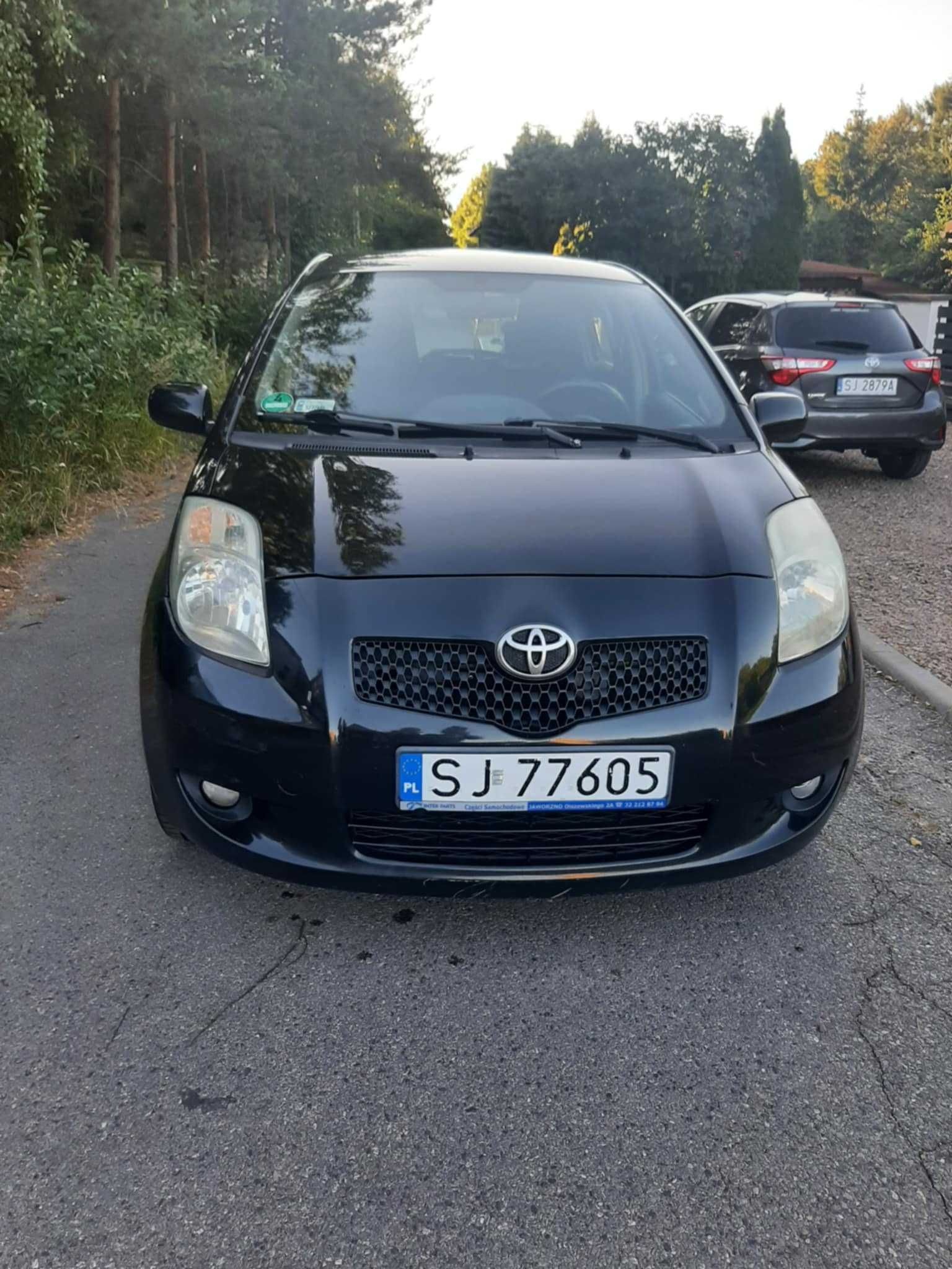 Sprzedam Toyota Yaris II 2008 rok 1.3 benzyna 5 drzwi