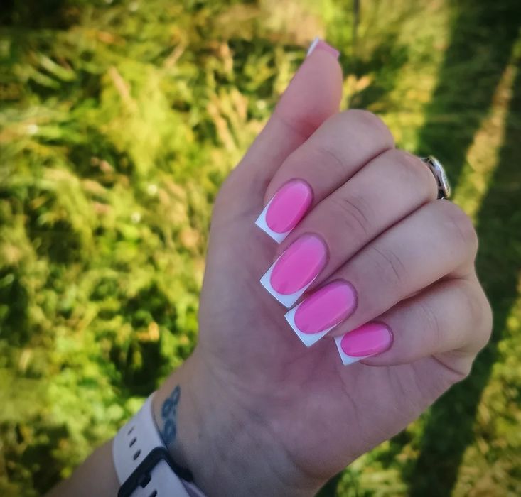 Манікюр, педикюр