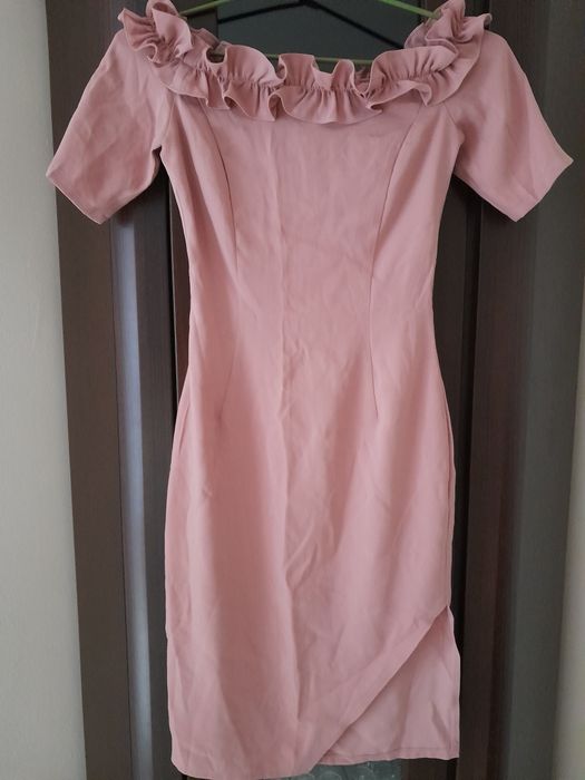 Sukienka midi,nude r.36"Paper Dolls".