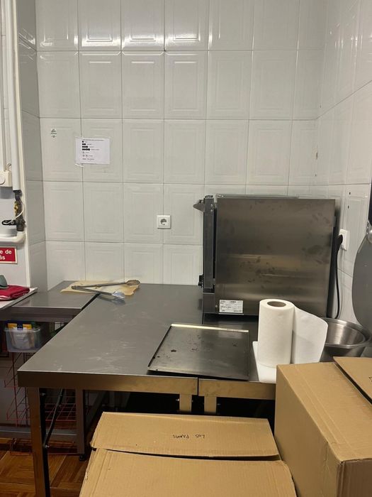 TRESPASSE DARK KITCHEN