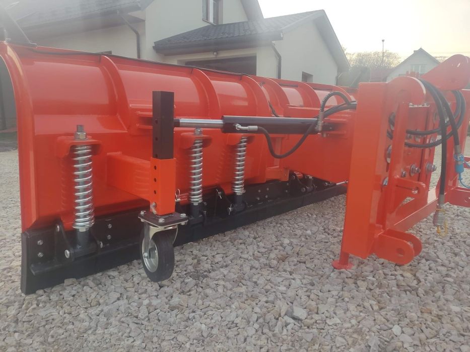 Nowy pług śnieżny do ciagnika metal technik 2.6m/3m