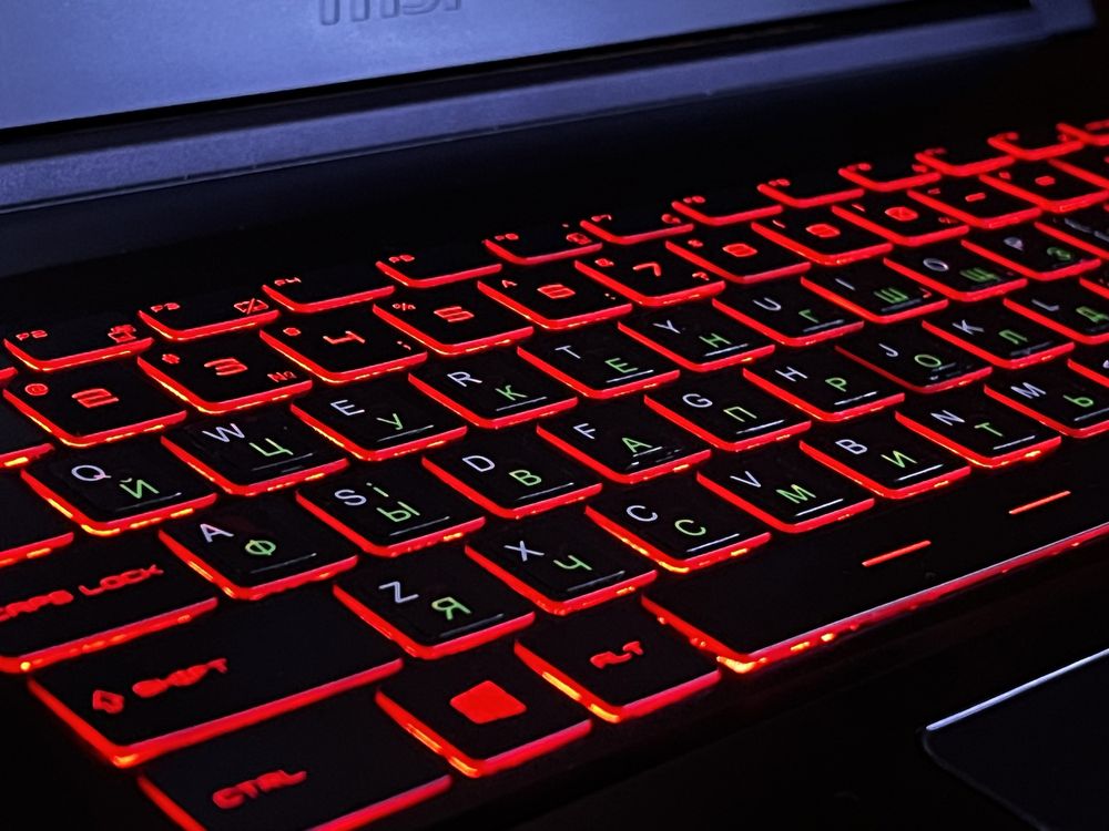 MSI Gaming 15, RTX2060, 120hz, core i5