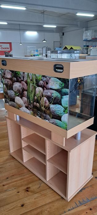Vendo esses aquários novos