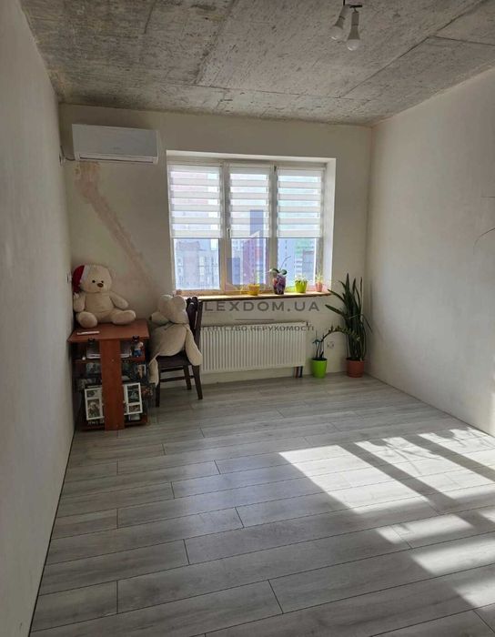 Продається 3-к квартира,  вул. Київська, буд. 261, ЖК Діамант, Бровари