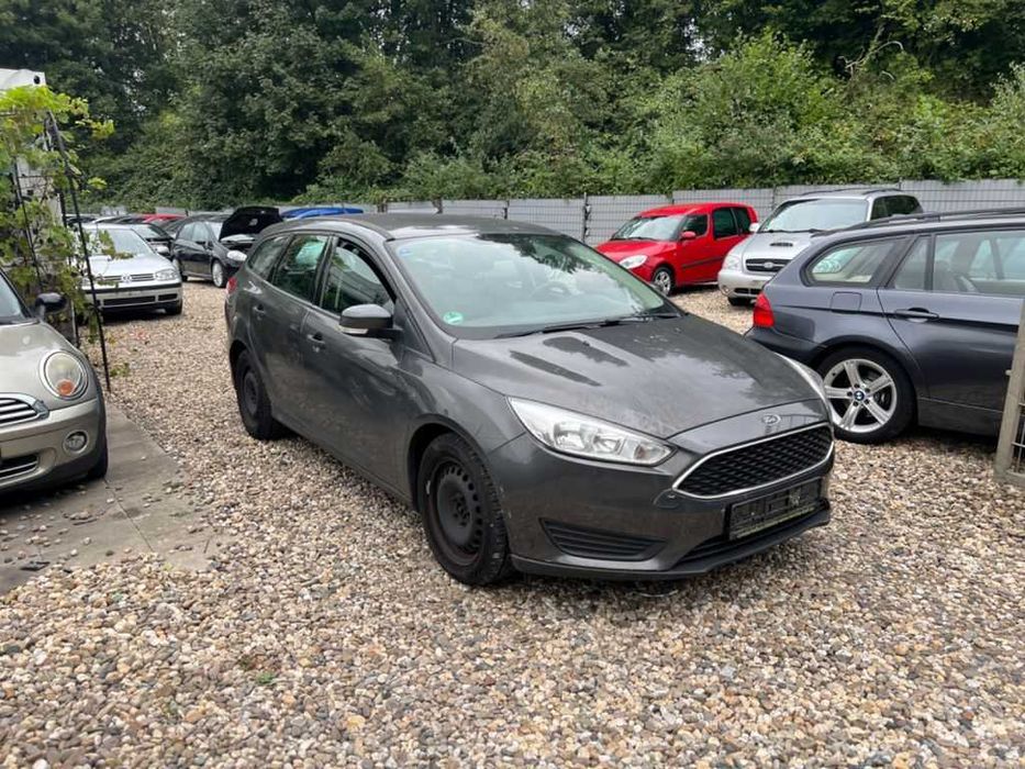 Бампер Ford Focus MK3 запчастини Форд Фокус МК3 разборка