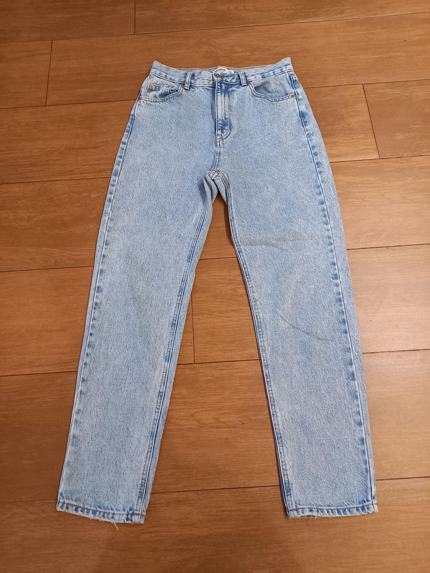 Tanio jeansy Pull Bear roz 36