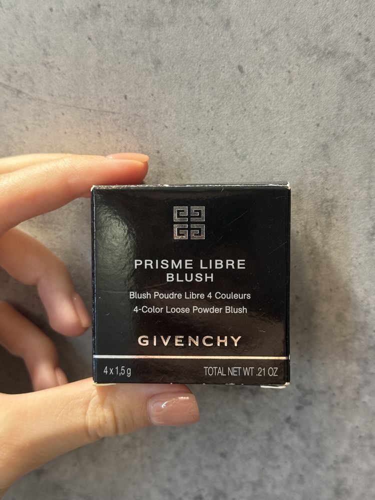 Givenchy prisme libre румʼяна mousseline lilas
