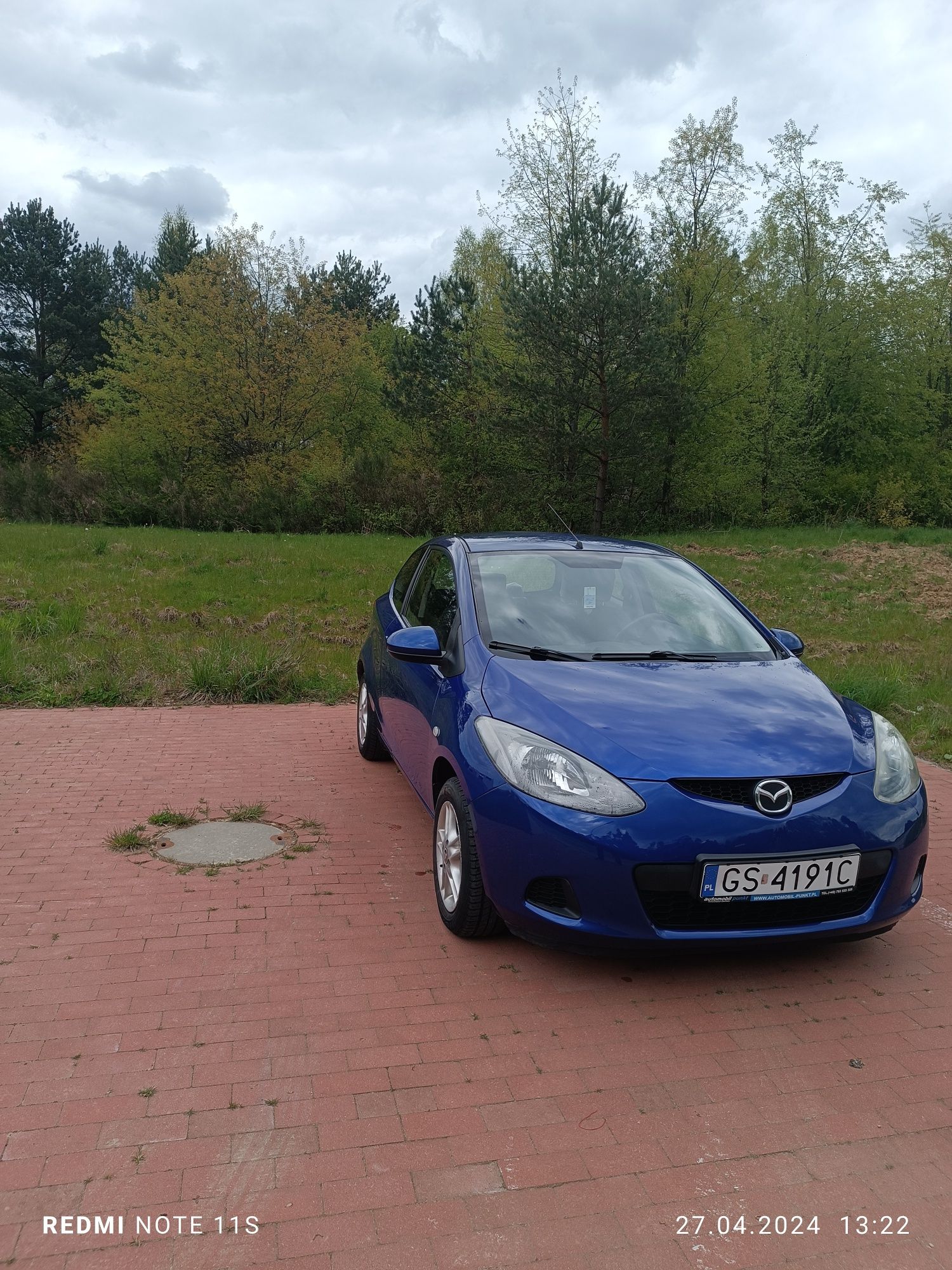 Sprzedam Mazda 2  1.3 + Gaz