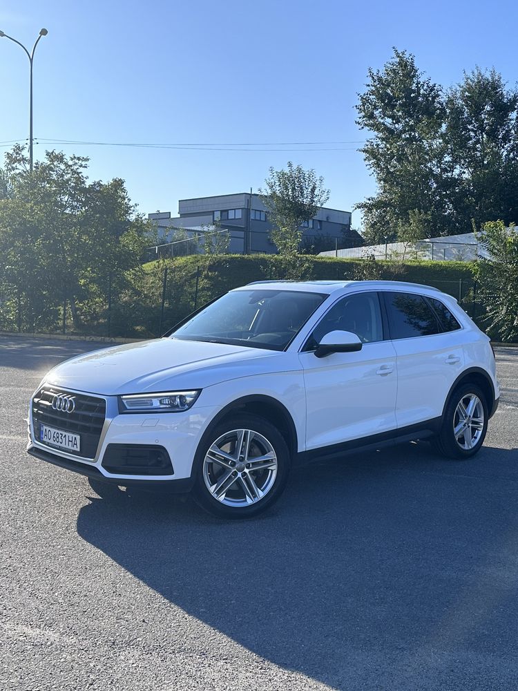 AUDI Q5 2017 2.0 tdi 190к.с.