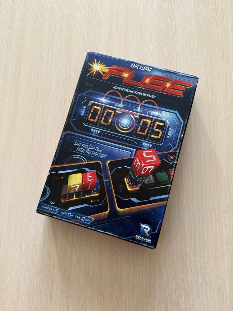 Настільна гра Fuse (англ)