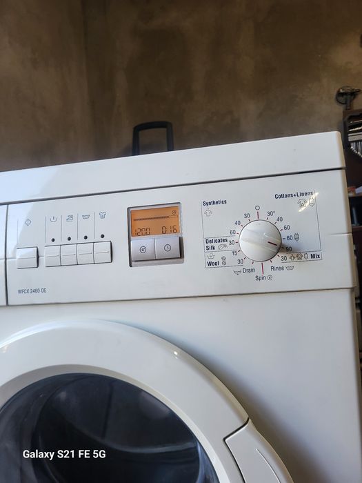 Продам стиральную машину