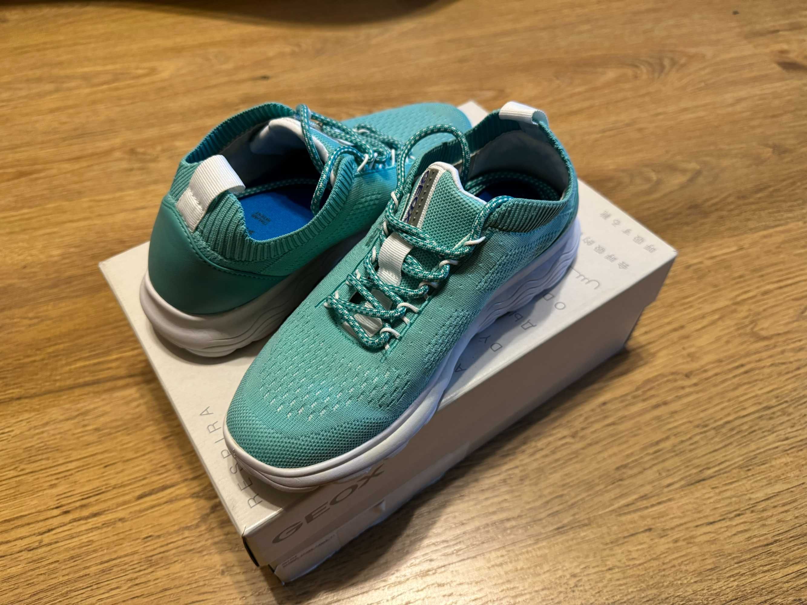 Кроссовки женские дышащие GEOX D Spherica A Turquoise 37 размер