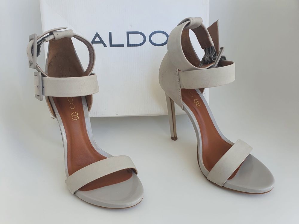 Sandalias ALDO em pele com caixa