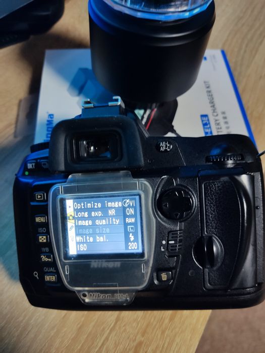 Nikon D70 +sigma 90/2.8