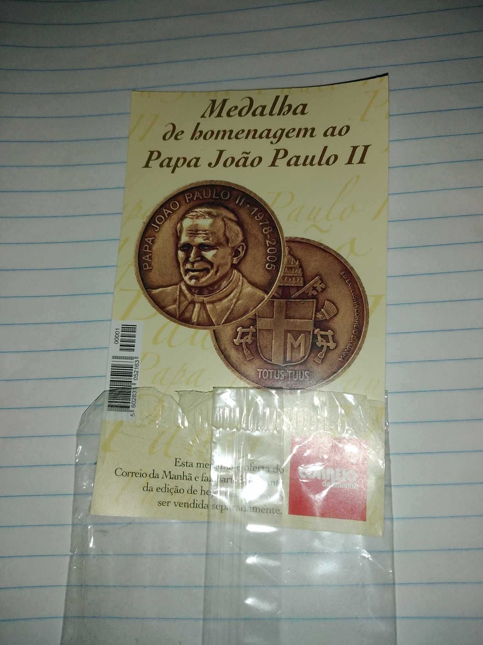 Medalha de homenagem ao Papa João Paulo ||