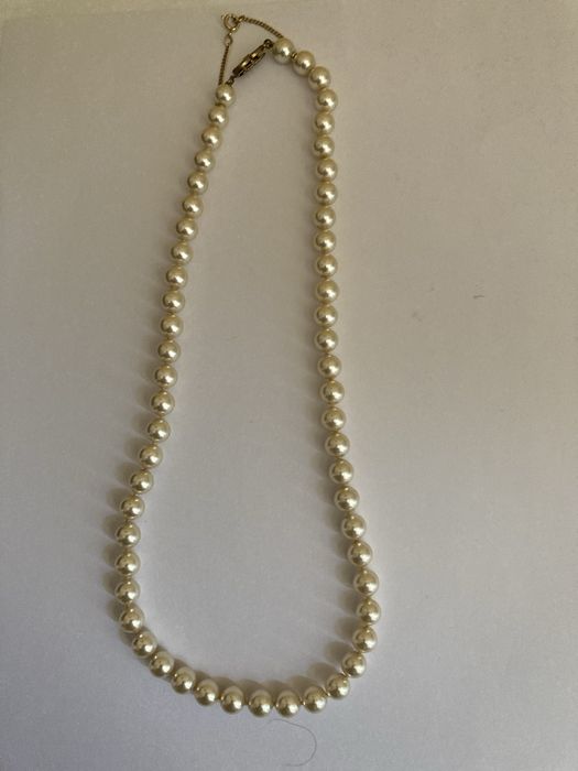 Colar De “ Pérolas “